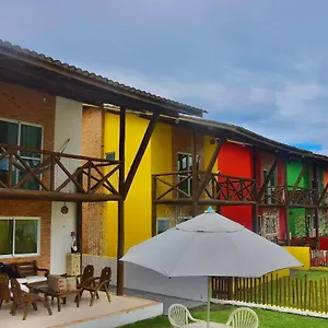 https://vila-catua-06-charmosos-chals-h-menos-de-100m-da-praia.portodegalinhashotels.com
